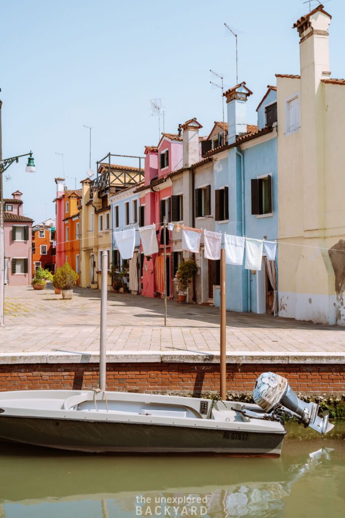 burano colorful houses