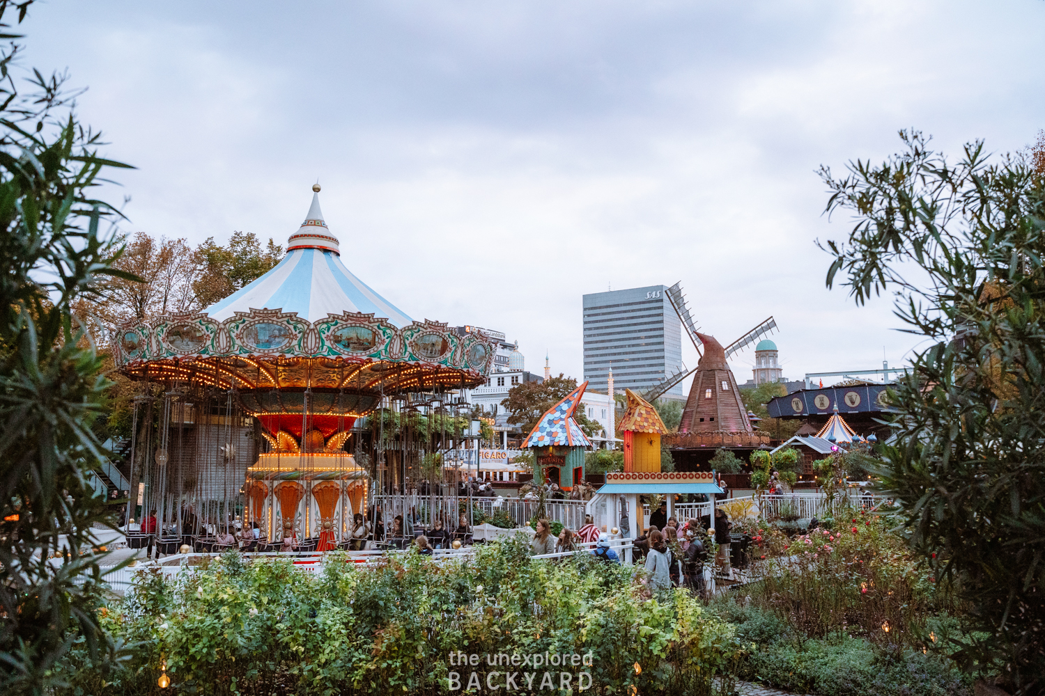 tivoli gardens copenhagen