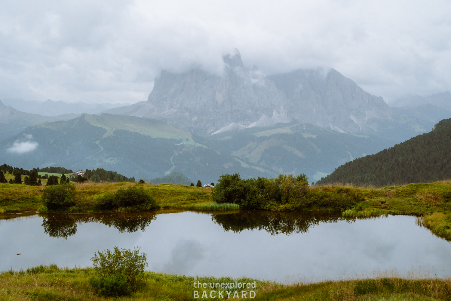 seceda ridgeline dolomites