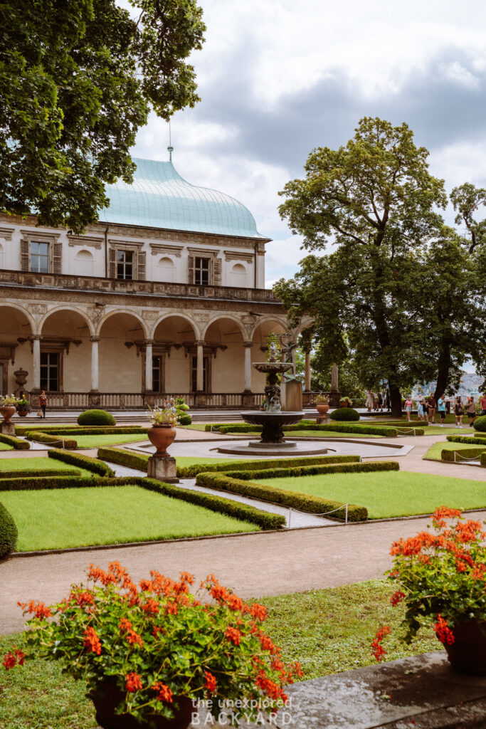 queen anne's summer palace