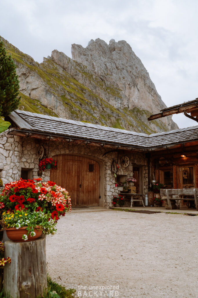 troeir hutte seceda