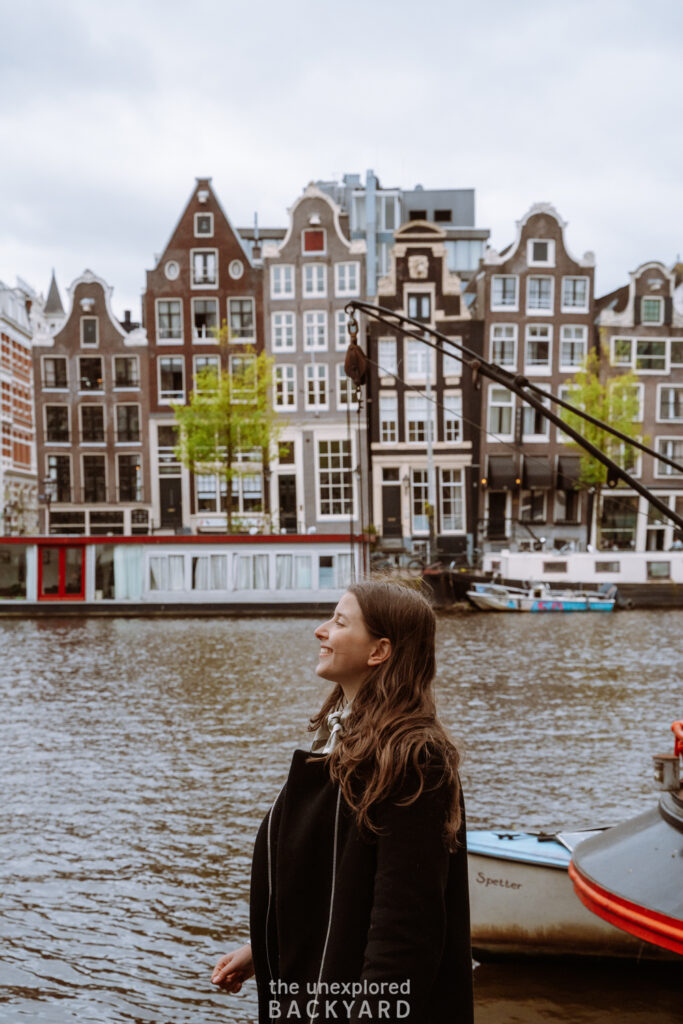 dancing houses amsterdam