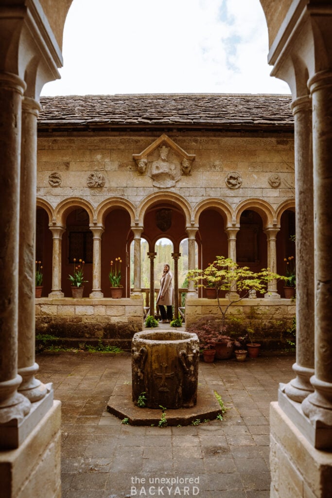 iford manor spring gardens