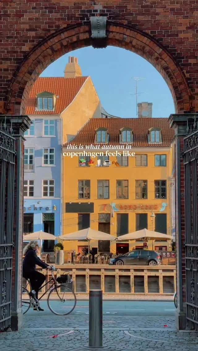 tap for the best autumn spots in copenhagen 🍂💫

save for future planning 😇

cozy season is officially here, and as the hygge capital of the world, copenhagen does autumn so well 🍂 

from cozy cafes to countless parks there are so many things to do here to embrace the colder months ☕️

ps. peak autumn here is around mid october 🍂

below is a list of my favorite spots that are perfect for autumn in copenhagen ✨

best decoration 🎃
in a category of its own we have Tivoli Gardens which is by far the best spot to enjoy the Halloween/ autumn atmosphere 👻

best parks 🍁
📍kastellet 
📍kongens have 
📍frederiksberg have 
📍botanisk have
📍ørstedsparken
📍dyrehaven (just north of the city) 

best cafes ☕️
📍grød 
📍flindt & ørsted 
📍atelier september 
📍båden
📍coffee collective kirsten bernikow passage
📍original coffee ilum rooftop 
📍riccos kaffebar sluseholmen 

picturesque passages 📸
📍jorcks passage
📍kirsten bernikow passage
📍klostergaarden 
📍boltens passage 

cozy neighborhoods ✨
📍christianshavn 
📍sluseholmen 
📍nyboder 
📍kartoffelrækkerne 

best viewpoints 🌇
📍christiansborg slot tårnet
📍mærsk tårnet
📍copenhill 
📍rundetaarn 
📍vor frelsers kirke 

beautiful architecture 🏰
📍rosenborg slot
📍christiansborg slot 
📍marmorkirken
📍the royal library
📍glyptoteket 
📍grundtvigs kirke

follow for more tips around my backyard (europe)🥰

#visitcopenhagen #govisitcopenhagen #govisitdenmark #tivoli #tivoligardens #copenhagenlife 

autumn in copenhagen • copenhagen itinerary • copenhagen travel guide • copenhagen travel inspiration • best of copenhagen • cozy spots in copenhagen • copenhagen denmark • visit copenhagen • must see places in copenhagen •